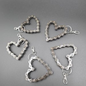 Reclaimed Chain Heart Keyring
